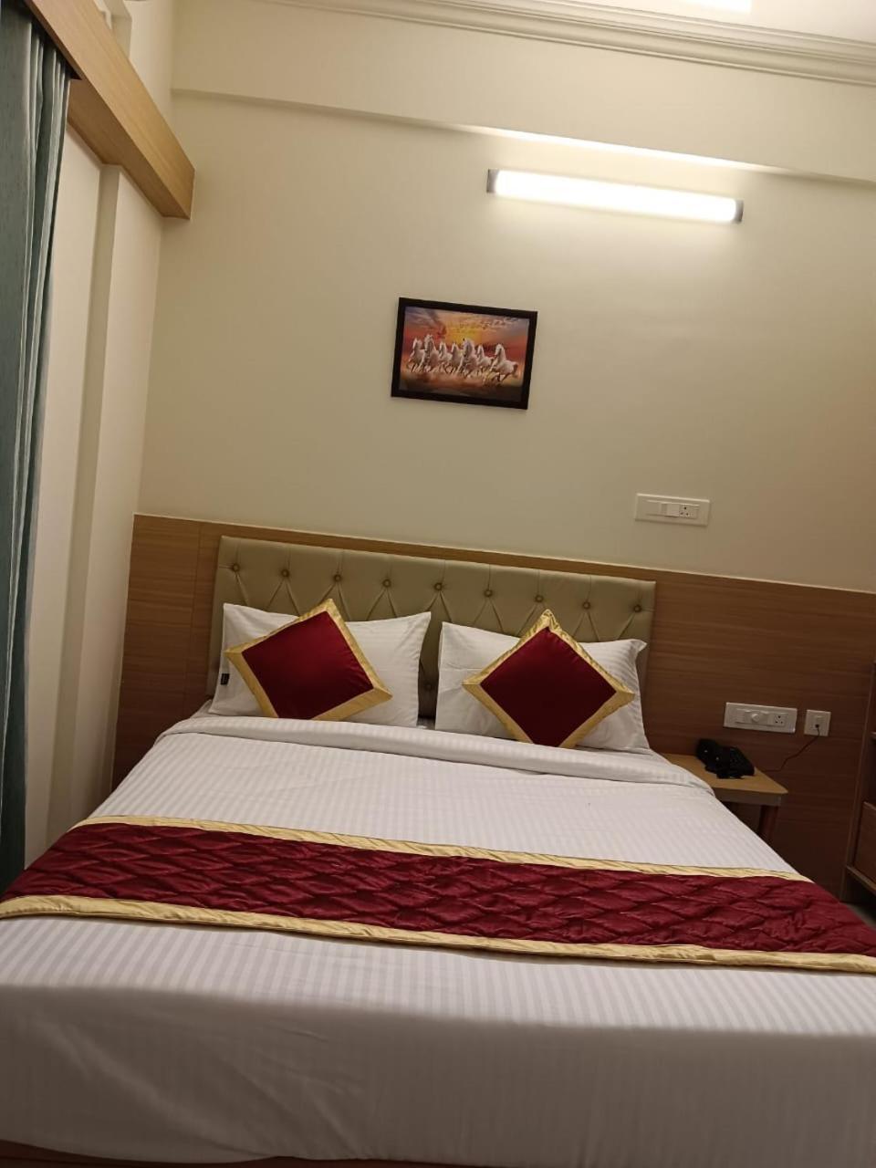 Krishna Inn Bangalore Extérieur photo