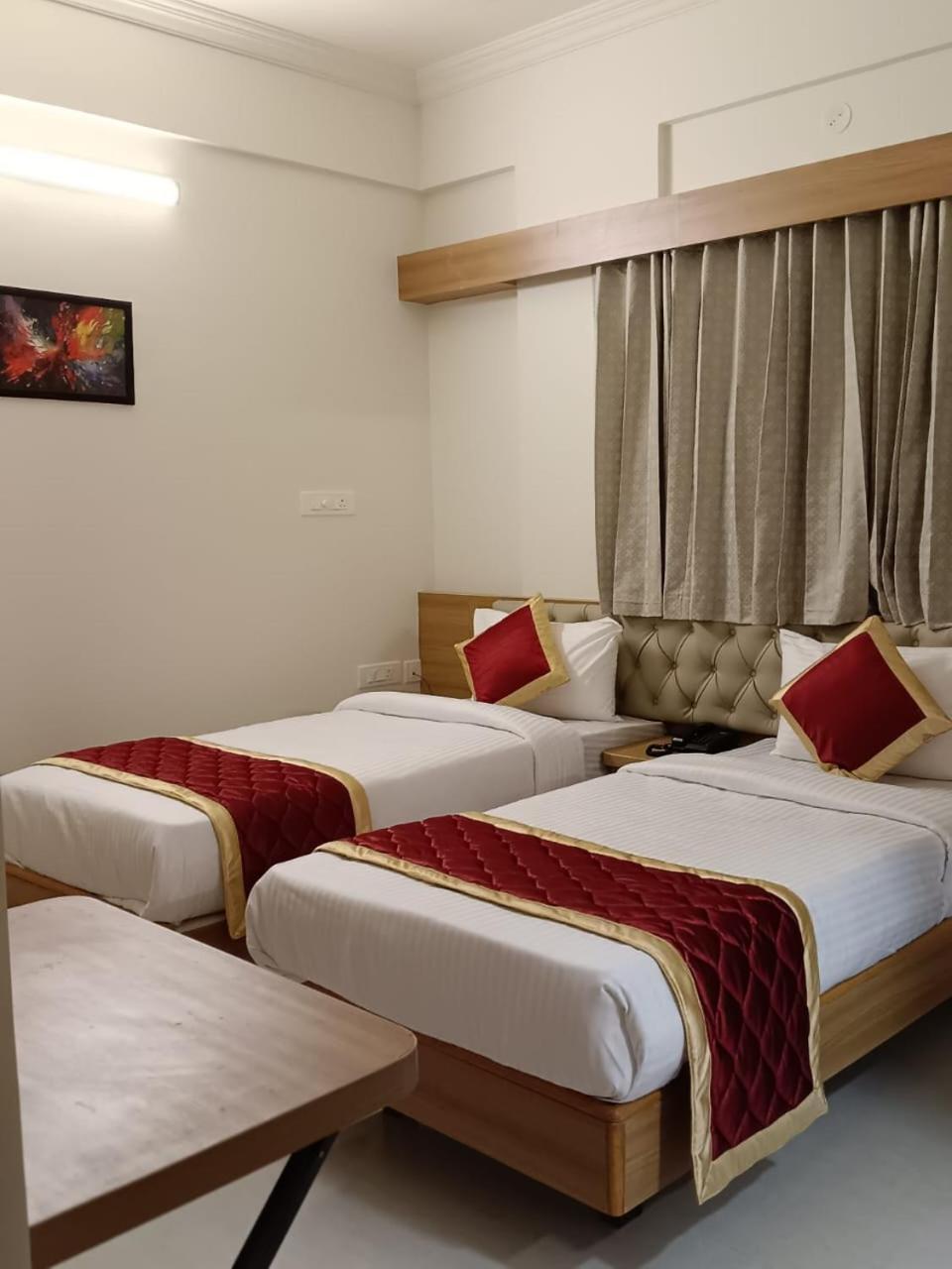 Krishna Inn Bangalore Extérieur photo