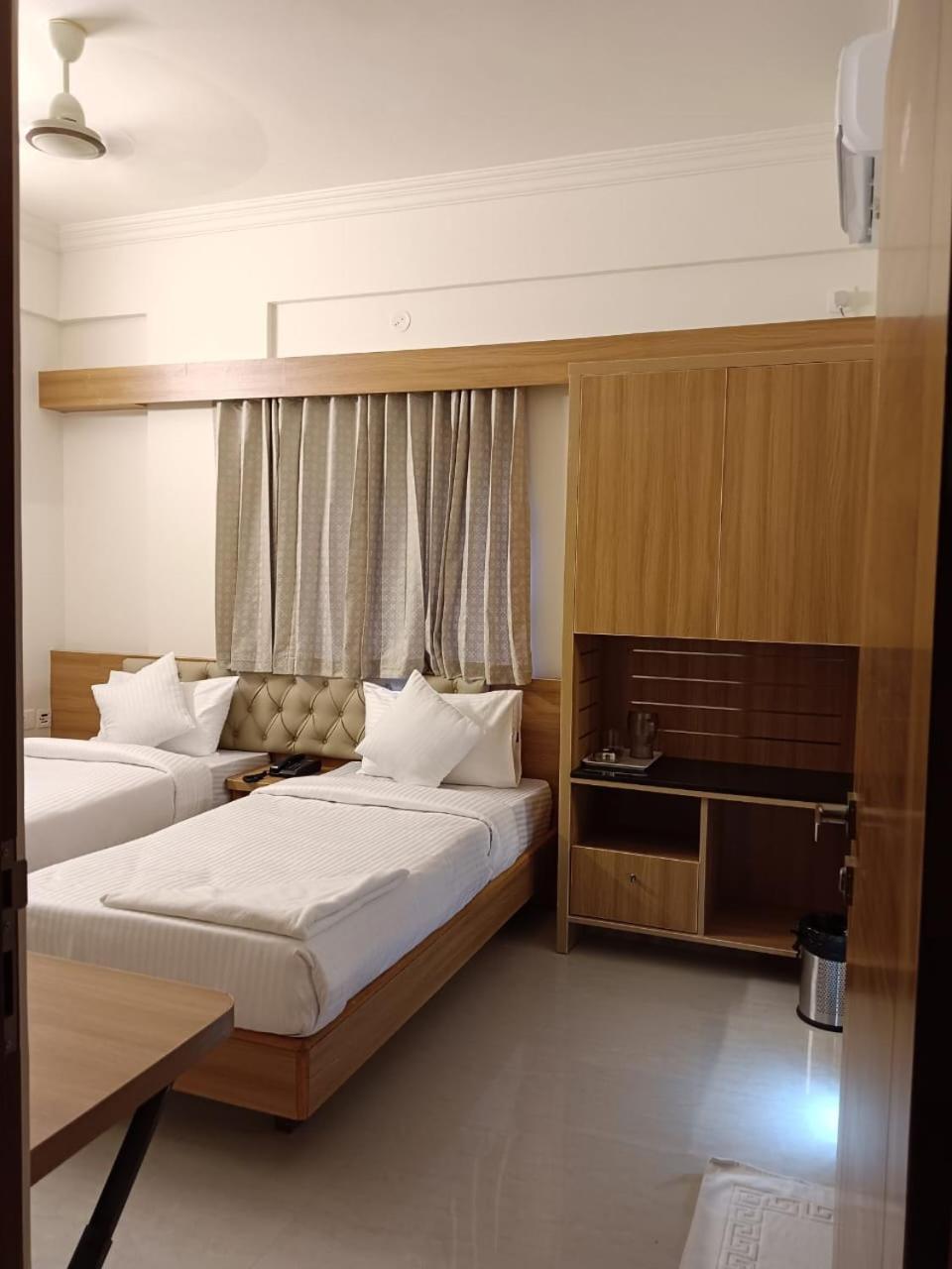 Krishna Inn Bangalore Extérieur photo